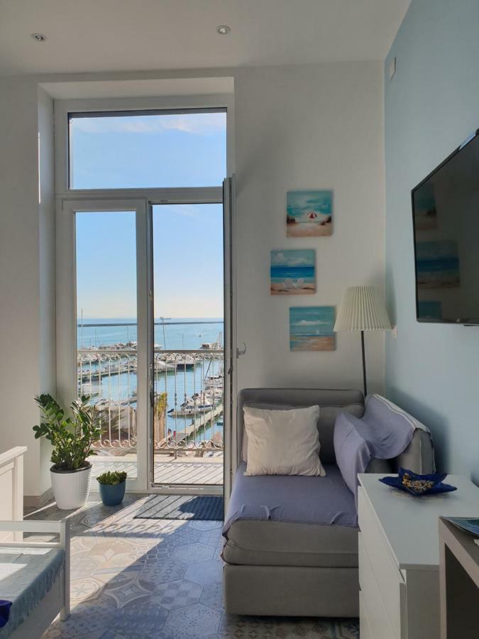 Nereidi Suites Salerno Luaran gambar